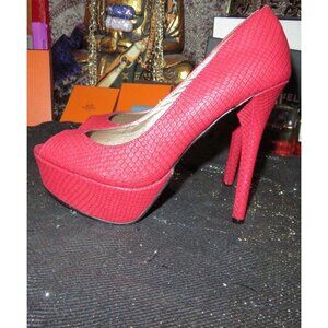 GoMax Eye Catcher 01 Red Snakeskin Embossed Vegan Leather Peep Toe Platforms 6